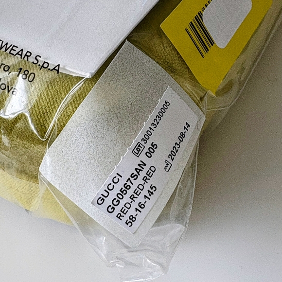 NWT - Gucci Red I Love You Square Sunglasses And Case - Picture 7 of 16